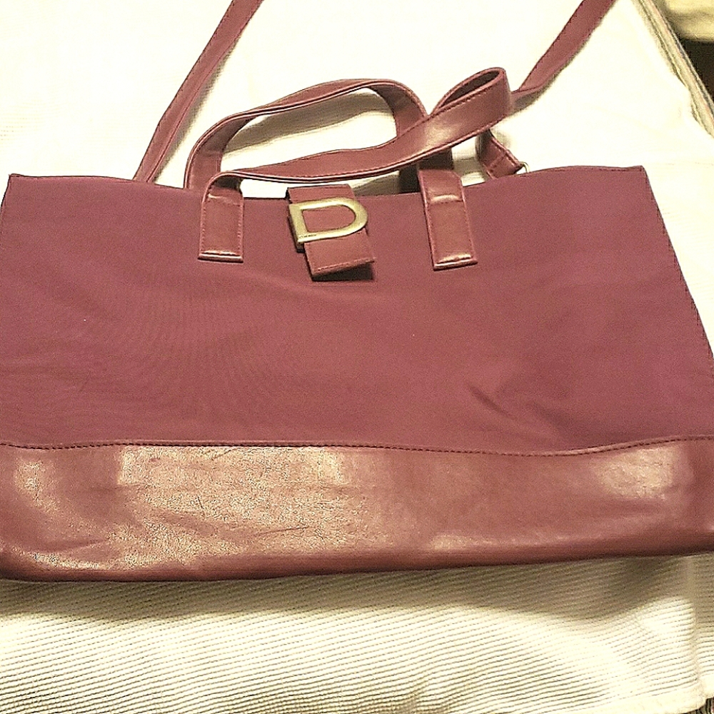 DKNY large fuchsia tote with compartments